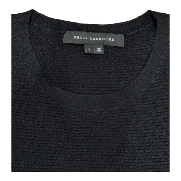 Skull Cashmere Women’s Black Slit Sleeved Sweater Size Large - Picture 5 of 7